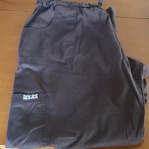 Butter Soft multi pocket brown scrub pant